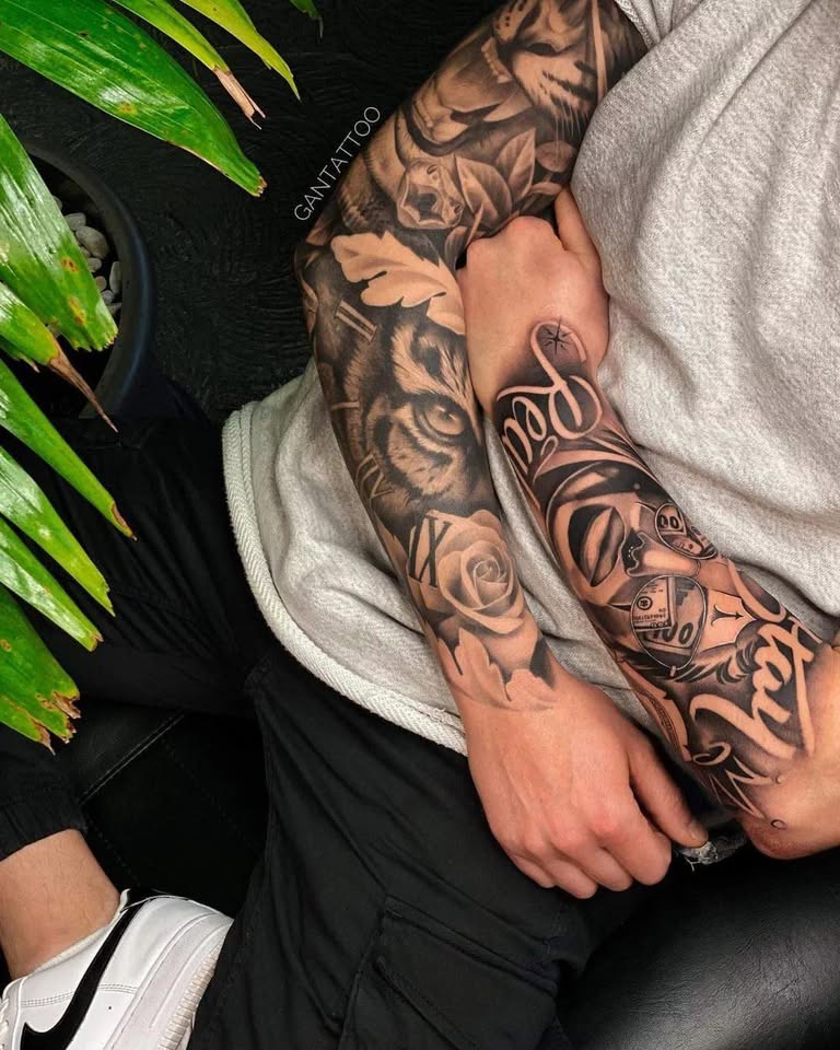 Custom tattoo detail